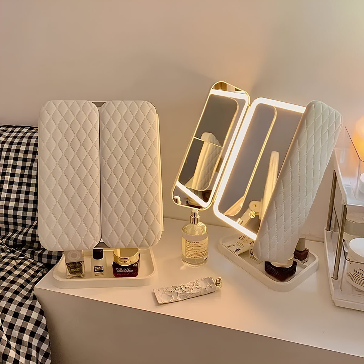 Inteligentní zrcadlo — LED osvětlení a moderní displej