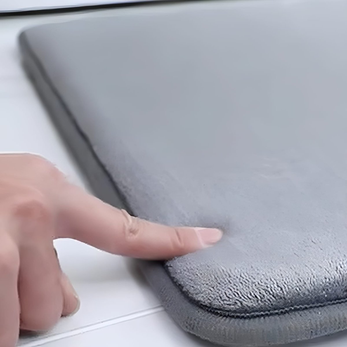 Super absorberende badehåndkle med sklisikring – Daglig komfort og sikkerhet