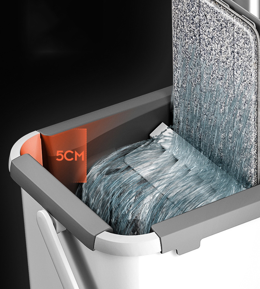 Magica Scopa con Secchio — Pulizia Facile e Veloce