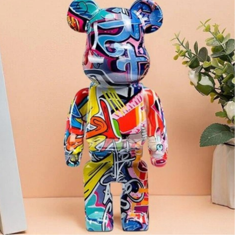 Dekoracyjna rzeźba graffiti - jasne kolory i miejski duch