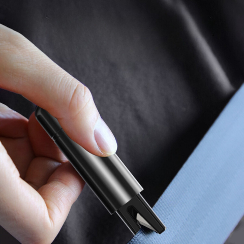 Kompakt autóipari biztonsági eszköz - praktikus kialakítás és azonnali használat