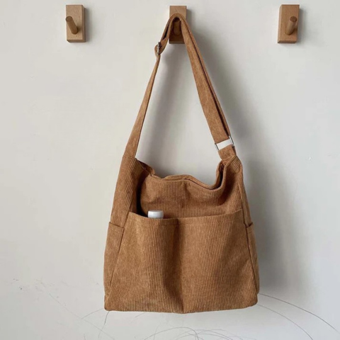 Saco de Ombro em Lona Cotelê – Estilo Descontraído e Elegante