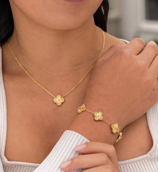 Conjunto De Joyas – Élegancia Dorada En Acero Inoxidable