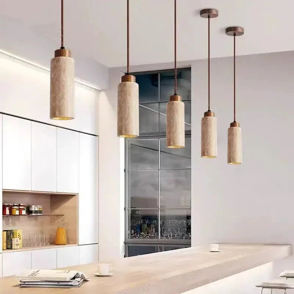 Hängelampe aus Naturstein – Eleganz und Authentizität