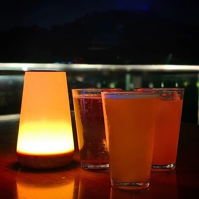 Moderní Noční Lampička – Elegantní A Funkční Design 