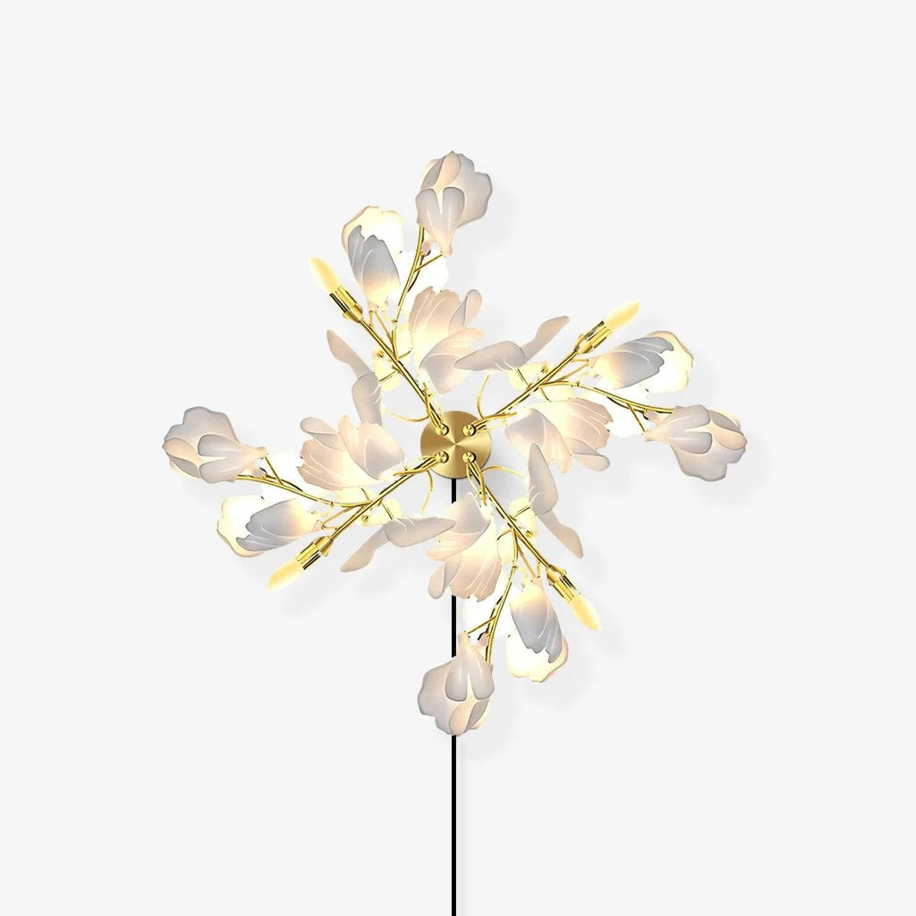 Florale Wandleuchte - Goldene Eleganz & sanftes Licht