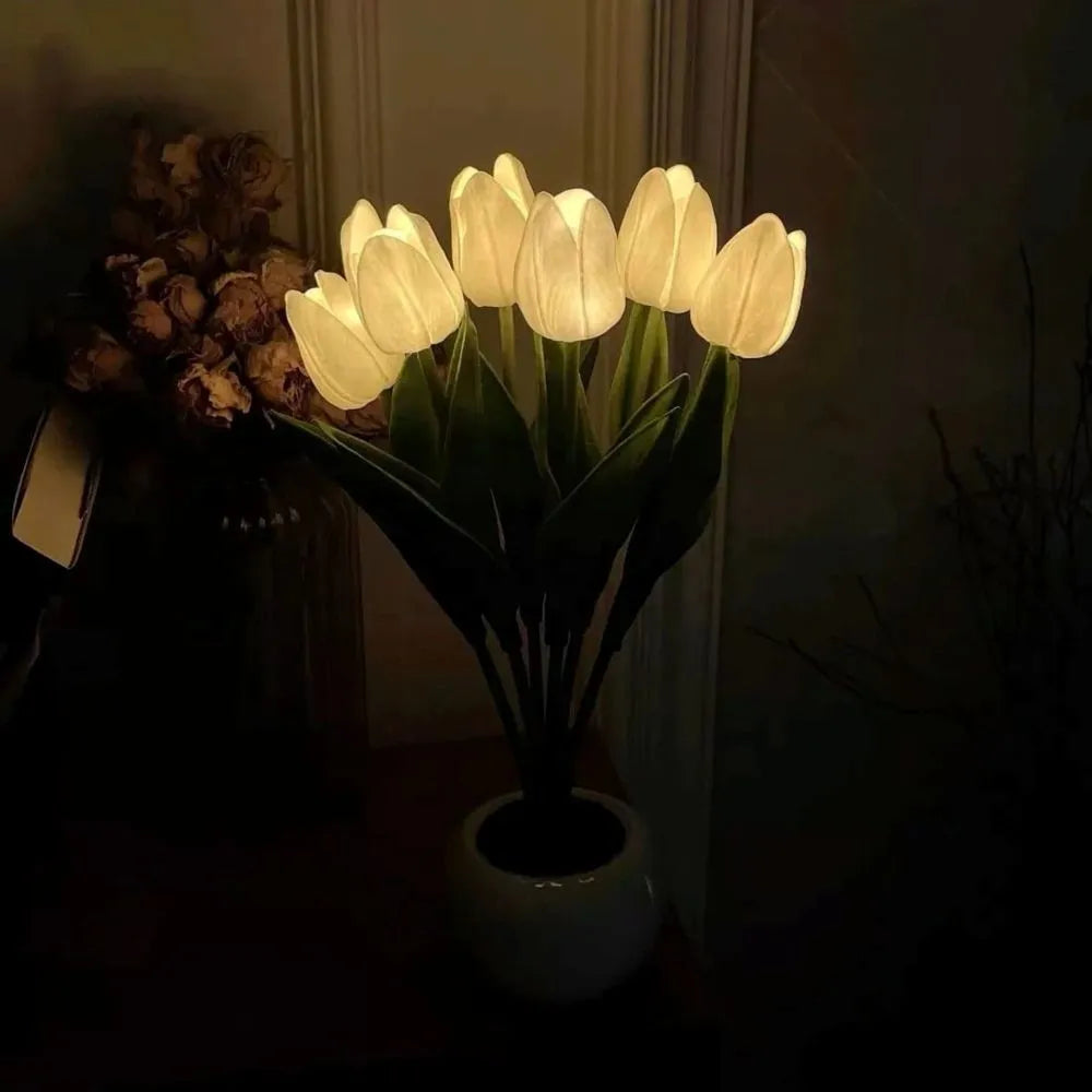 Dekoratív Tulipán Lámpa – Meleg és Finom Hangulat 