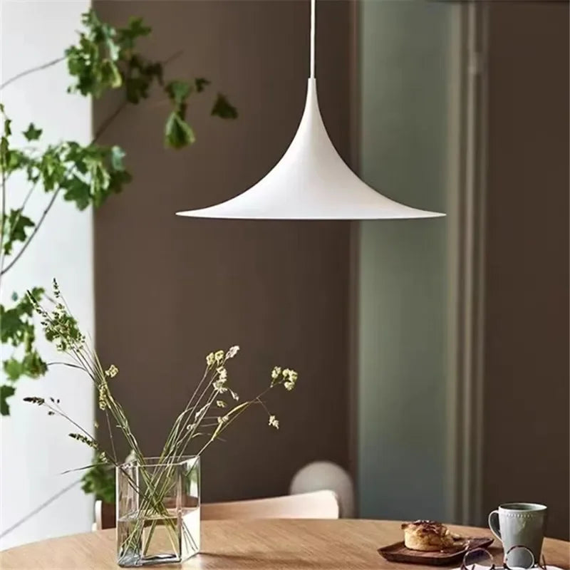 Lampă suspendată scandinavă - eleganță modernă și o ambianță moale