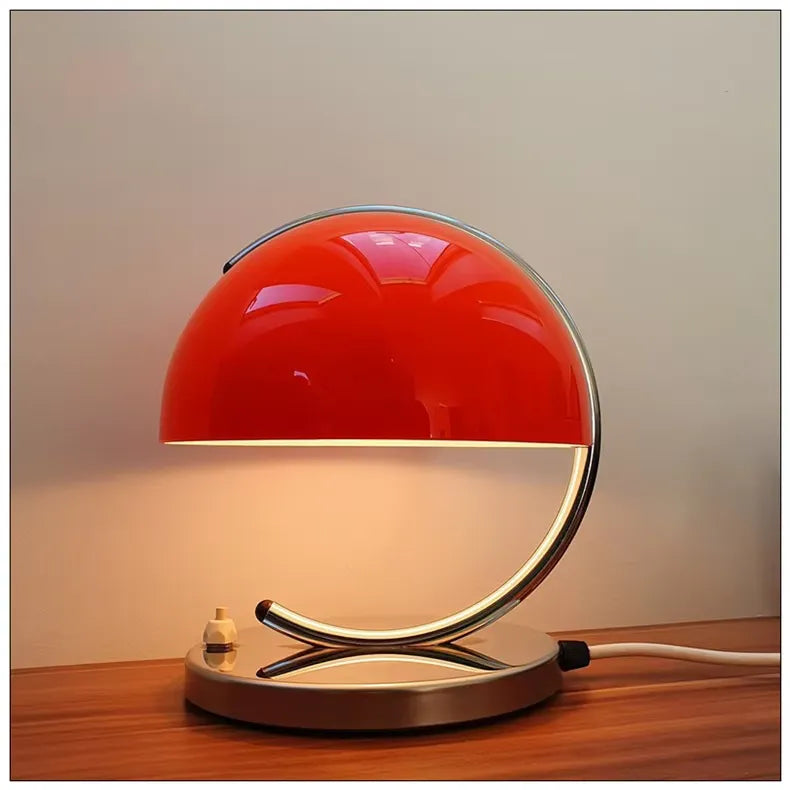 Skandinavisk Stil Bordlampe I Glas – Elegance Og Modernitet 