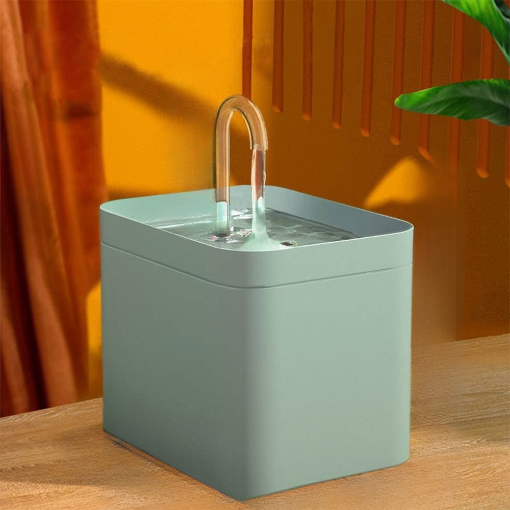 Fântână pentru animale - Circulație continuă și filtrare eficientă 