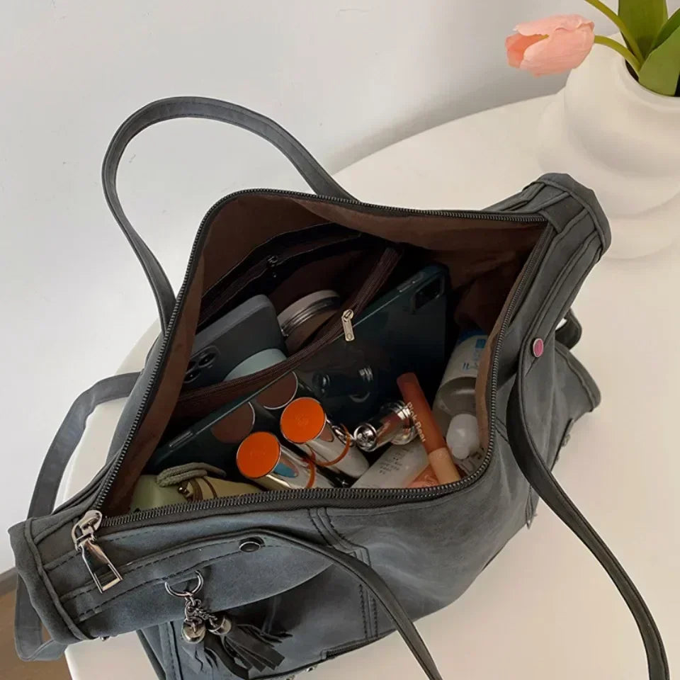 サンドラ | 高級ハンドバッグ – 優雅さと快適さの使用 