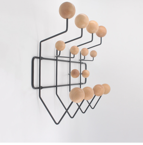 Κρεμάστρα Τοίχου – Κομψός Και Λειτουργικός Σχεδιασμός 