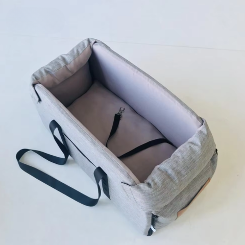 מיטת נסיעות לבעלי חיים — נוחות ורוגע בכל מקום 