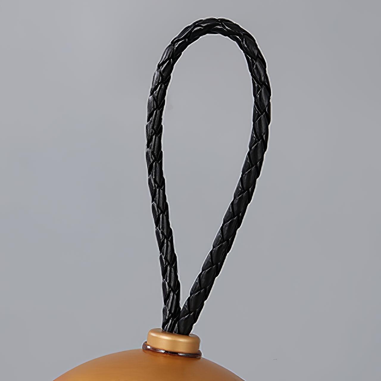 Genopladelig kuglelampe - elegant design og afslappende lys