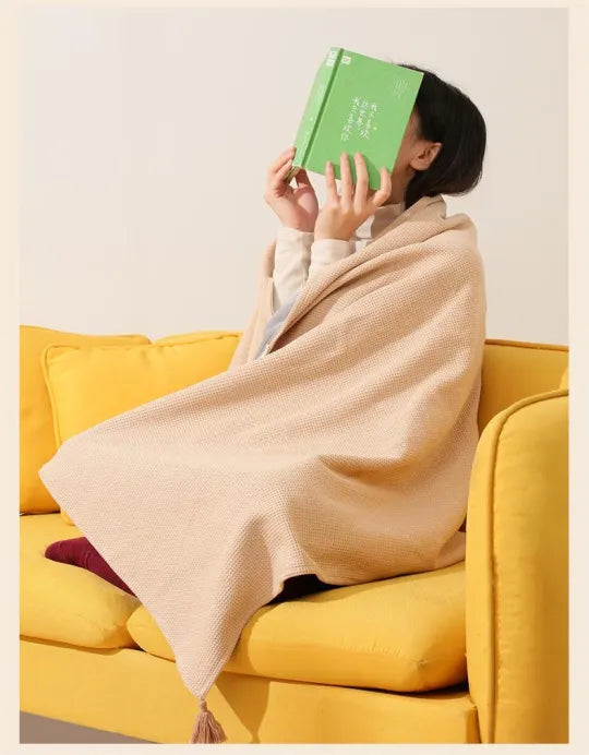 Portable Heating Blanket – Instant Heat Wherever You Are 